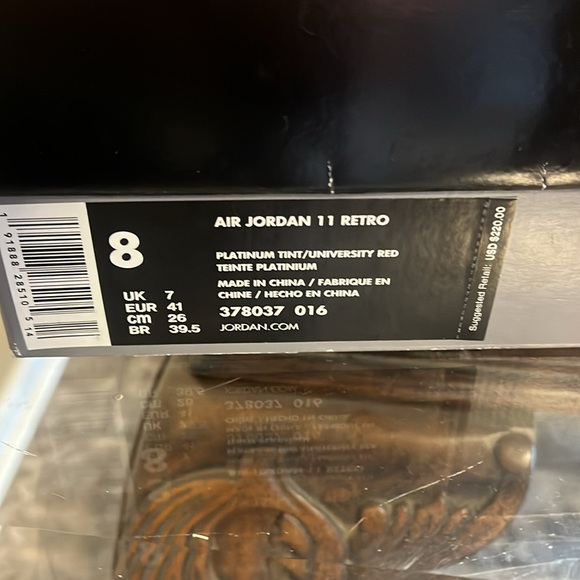 Air Jordan 11 Retro Size 8 Mens - Picture 2 of 5